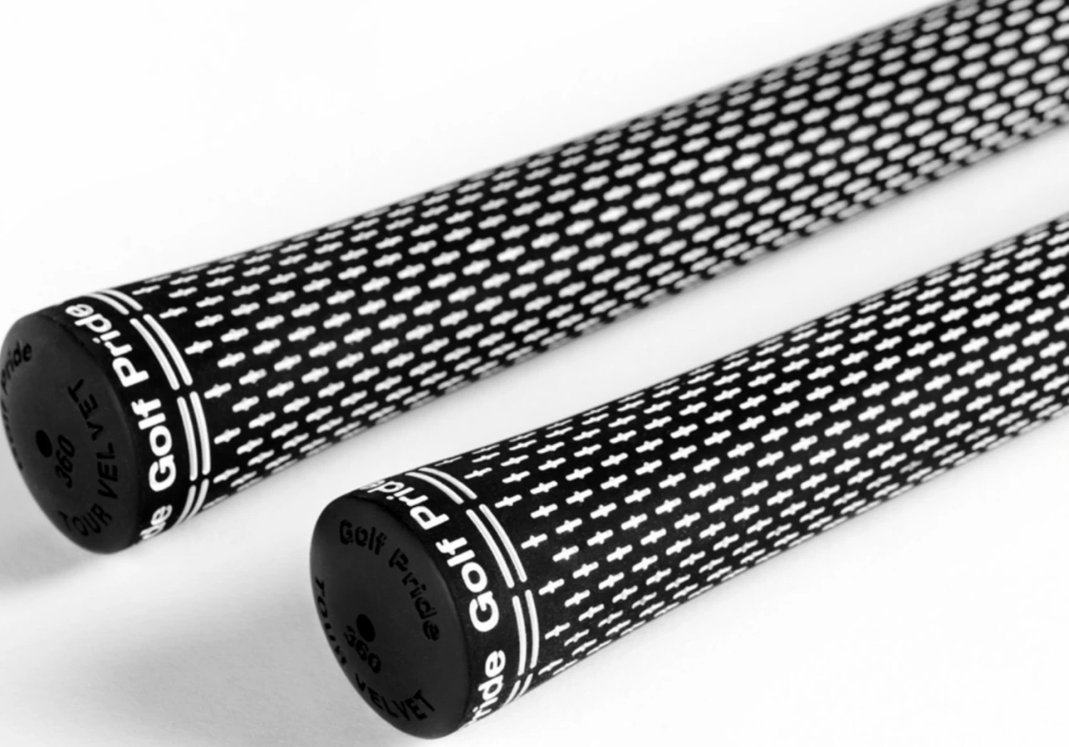 Golf Pride Tour Velvet 360 White Standard 0.6 Grip Round 3 Golf Pride Tour Velvet 360 White Standard 0.6 Grip Round